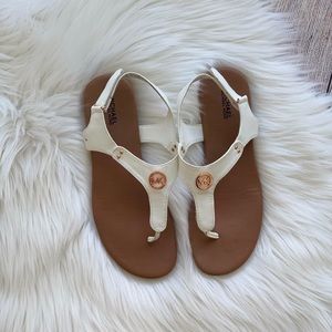 Girls Michael Kors White Thong Sandals Size 4